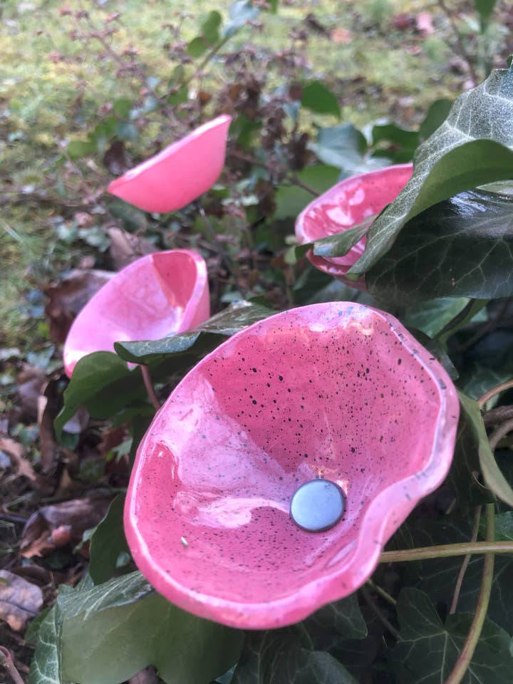 Glass Calabel Flower "Outdoor" in Pink-Black Color for wholesale by CARNEOL GLASS