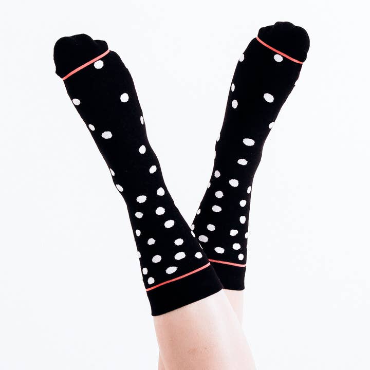 Chaussettes mi-mollet, Snowfall pour la vente par Woven Pear