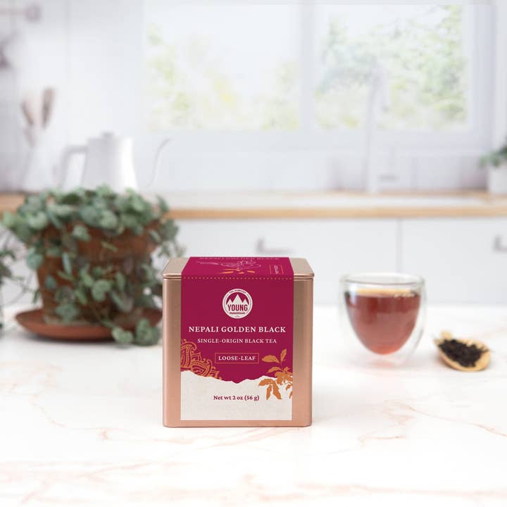 Noir doré népalais biologique pour la vente par Young Mountain Tea