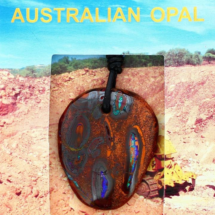 Colgante de ópalo Boulder australiano en matriz para venta al por mayor de Artisans de Madagascar
