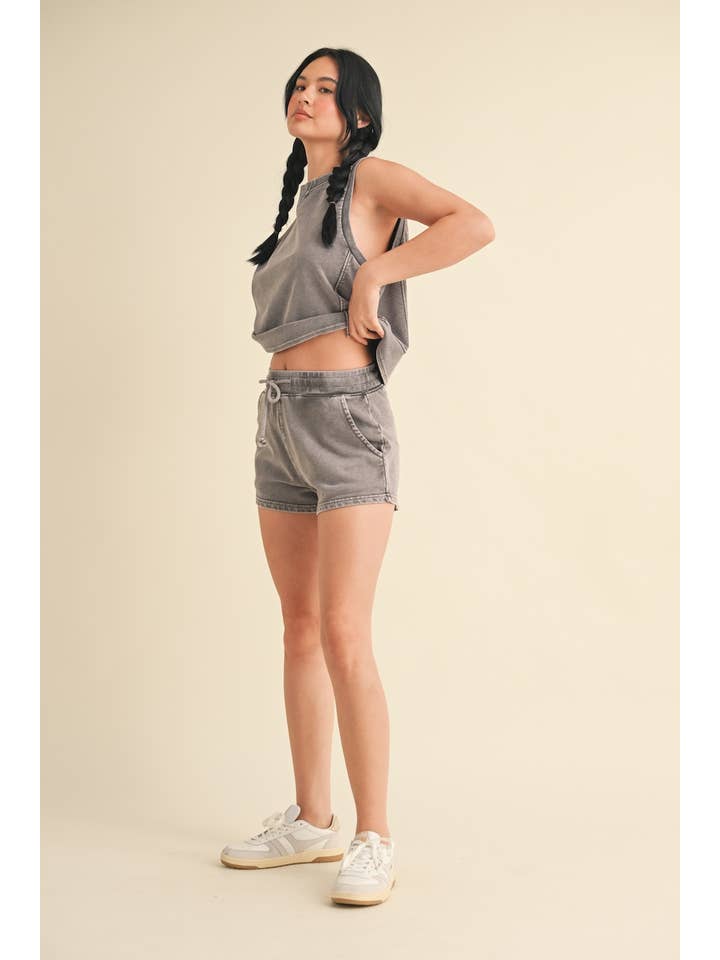 KIMBERLY C - Wholesale Korte broeken - Dames - Mineral Wash Shorts17