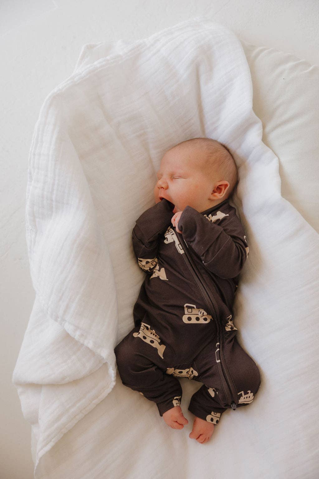 Forever French Baby - Wholesale Sleepsuit - Baby - Bamboo Zip Pajamas | Bulldozer6