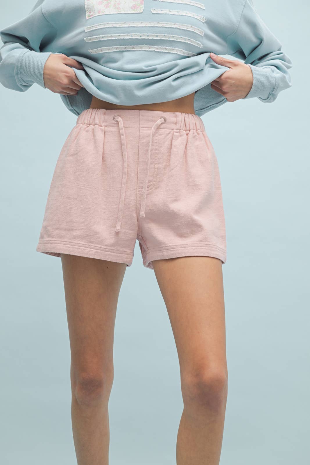 PETAL PINK COTTON TWILL SHORTS / WL24-9538 for wholesale on Faire