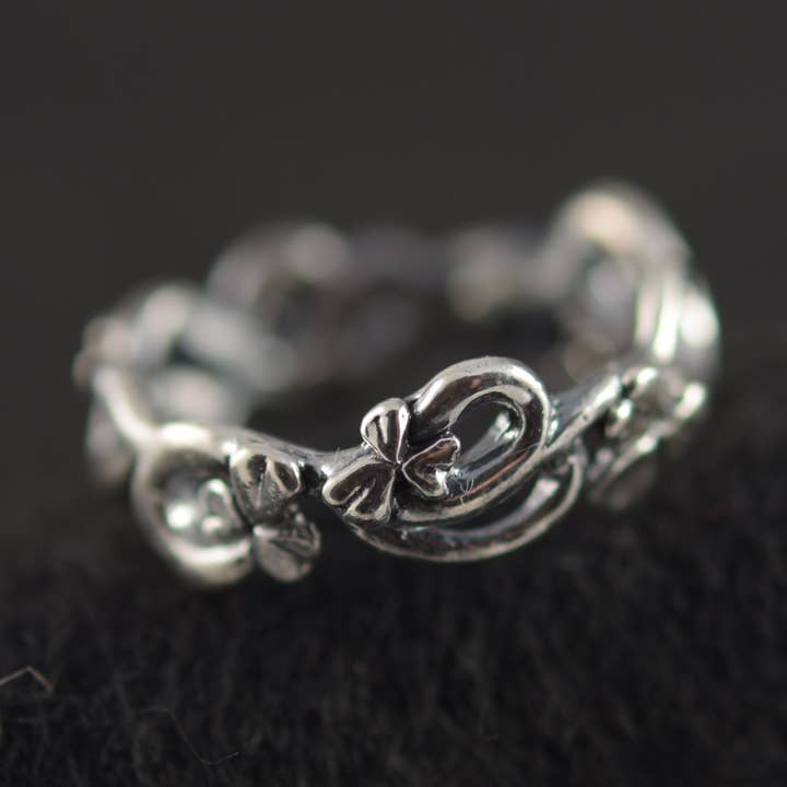 Ierse band voor wholesale door Three pines fine jewelry