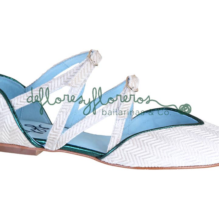 green plum ballerina for wholesale by Deflores y Floreros SLU