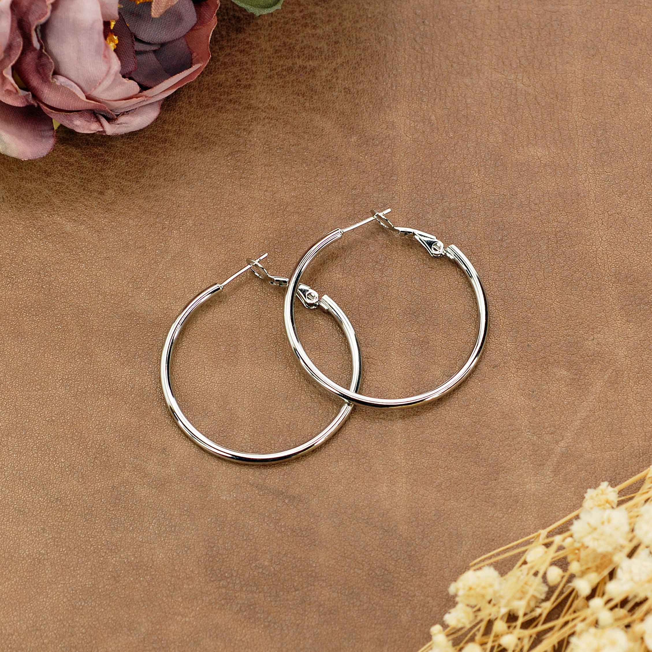 Merveilles du Monde - Wholesale Hoop Earrings - Set of 16 pairs of hoop earrings in stainless steel3
