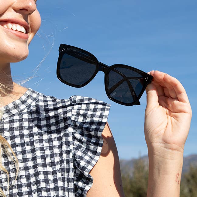 Blue Planet Eco-Eyewear – Engroshandel Solbriller - Dame – Jules - Onyx/røgpolariseret linse