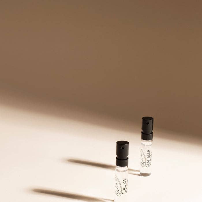 VIAI Beauty – wholesale Parfymer/Eau de Toilette – Flaura + Santelle Eau De Parfum Provflaskor4