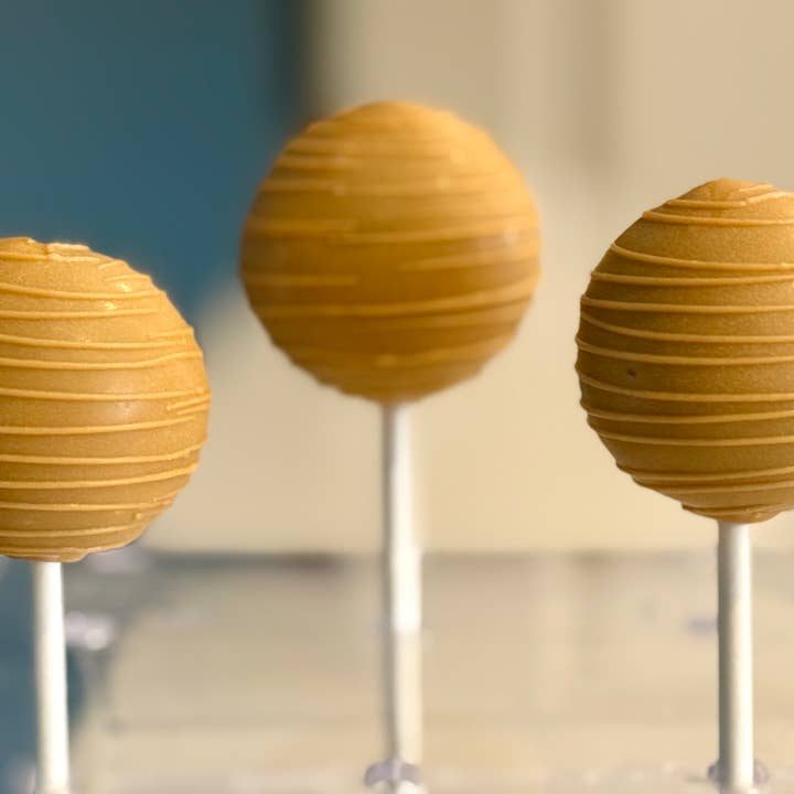 LSJ Creations - Wholesale Cake - Pumpkin Spice Cake Pops2