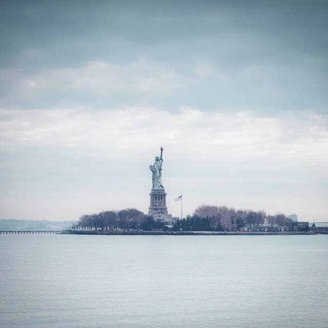 Frihetsgudinnan för wholesale av Joseph Eta