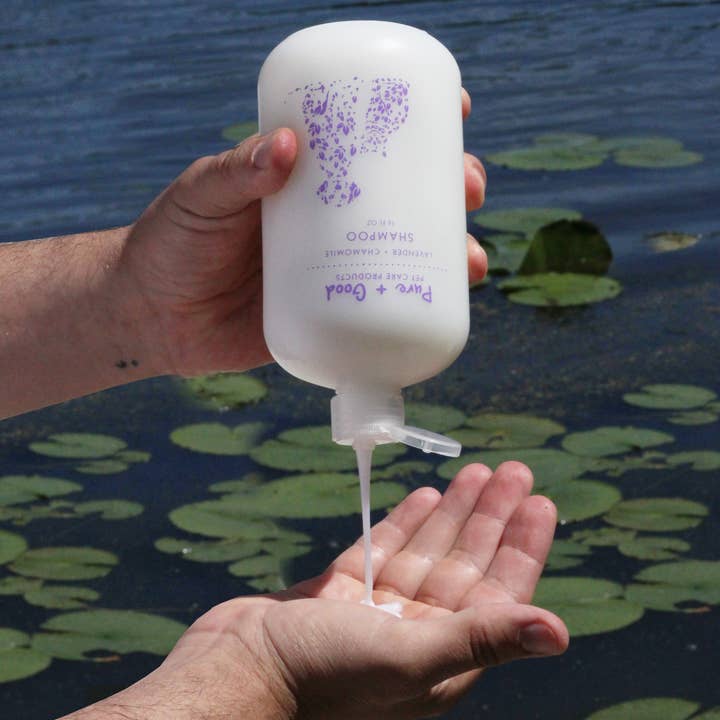 Pure + Good - Wholesale Pet Shampoo - Dog - Dog & Cat Shampoo: Lavender + Chamomile 4