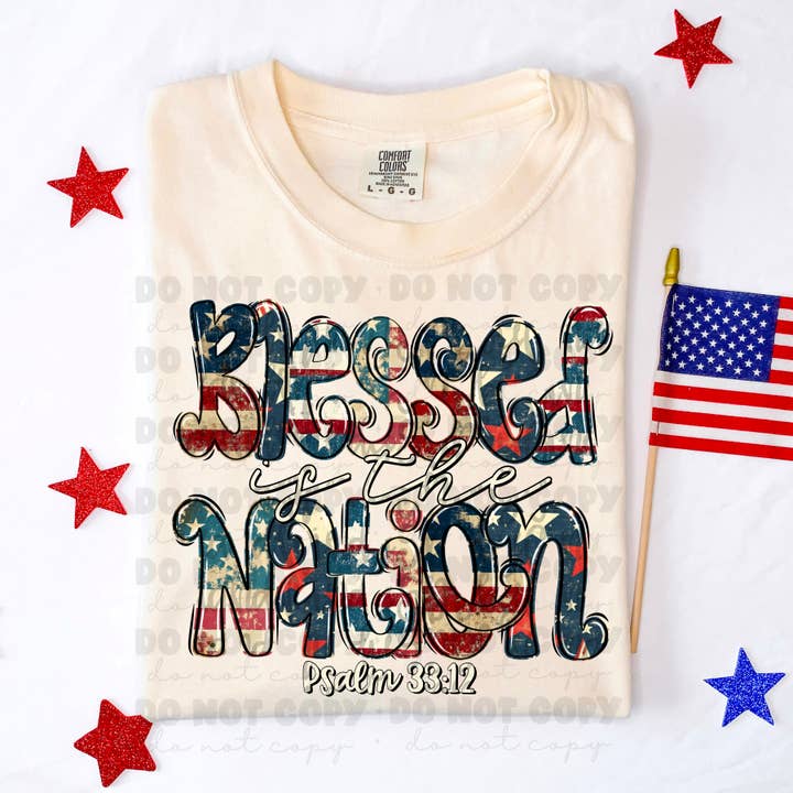 5987 - Bénie soit la nation *Transfert DTF pour la vente par It's Transfer Time