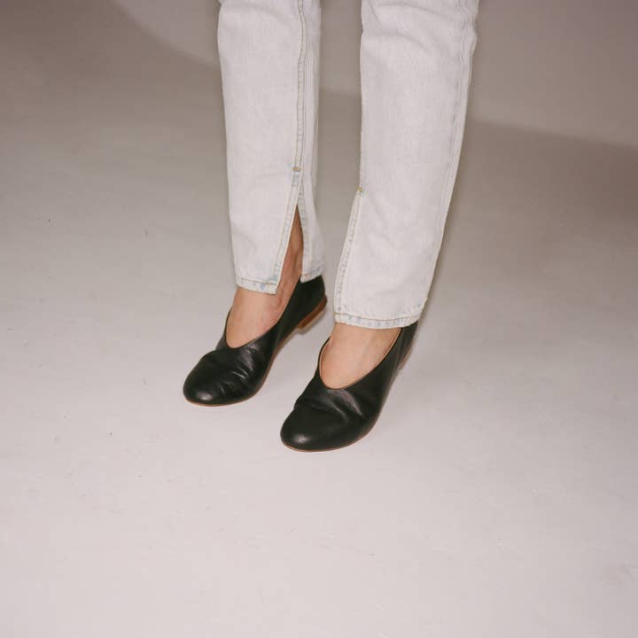 Opera Ballerina, black for wholesale on Faire7