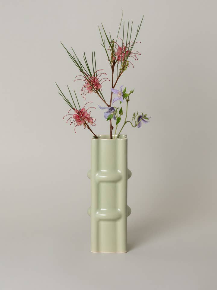 Faye Vaas, Bleek Glasvezel Groen voor wholesale door Virginia Sin