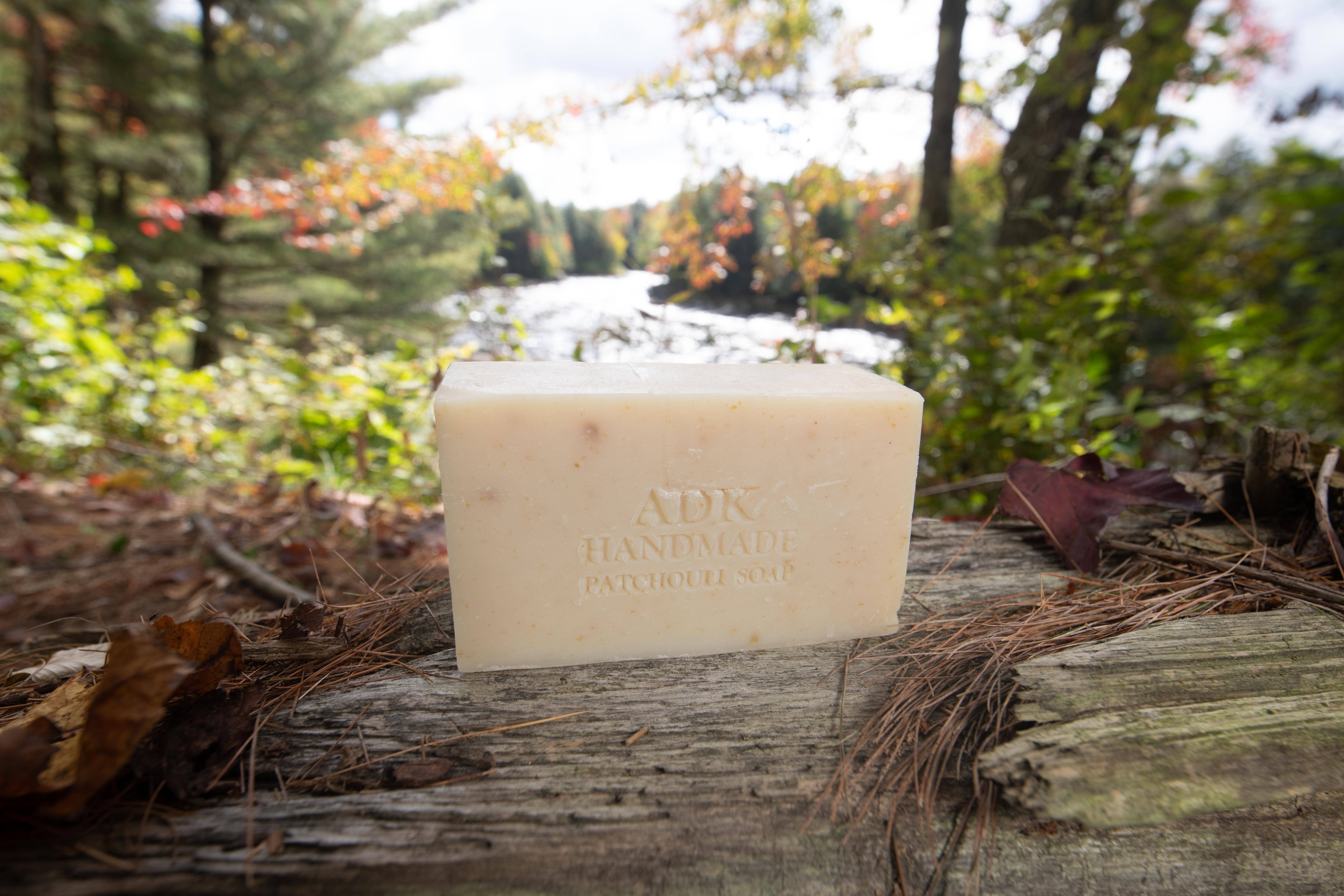 Adirondack Fragrance  Flavor Farm - Wholesale Zeepblok - Adirondack handgemaakte onverpakte zeepbar 4oz | All Natural11
