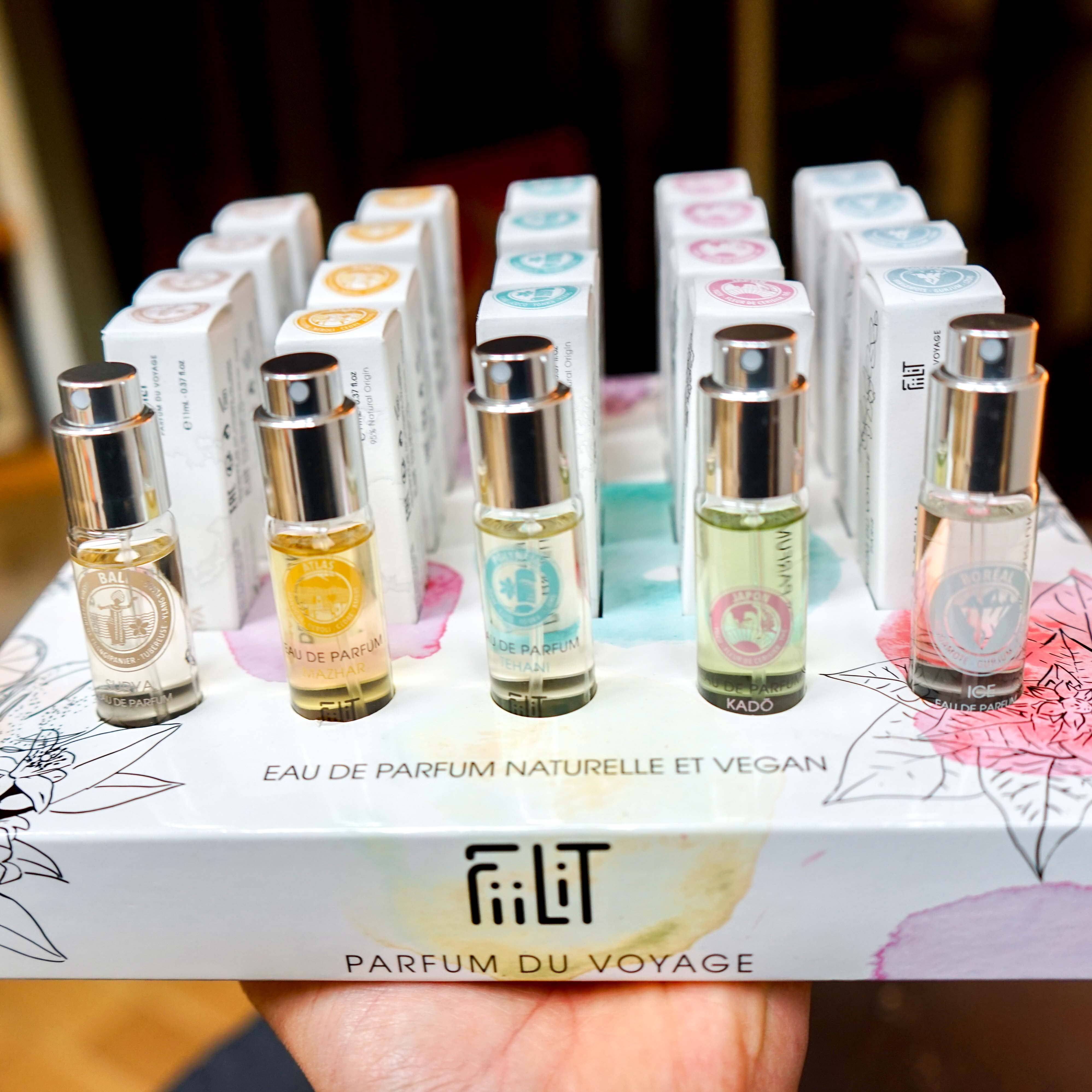 FiiLiT Parfum du voyage - Wholesale Perfume/Eau de Toilette - Display 5 Best-Sellers – Eau de Parfum 11 mL + Testers2