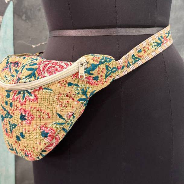 GYPSY STUDIO - Vendita all'ingrosso Marsupio - Donna - Borse in Cotone Kantha Trapuntato Boho Marsupio Avventura2