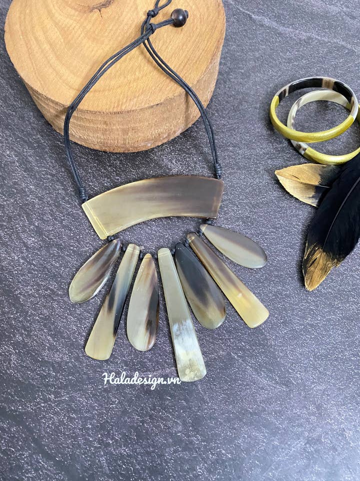 Colar Bubfalo Horn Fan Babete, Jóias Tribais por atacado de Hala Design