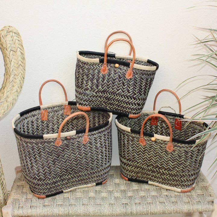 Shoppingväska - MADAGASCAR BASKET - Svart & Naturlig - Svart & Naturlig - Handflätat - 3 storlekar att välja mellan - Market Beach Wicker Straw för wholesale av Boutique Huléti