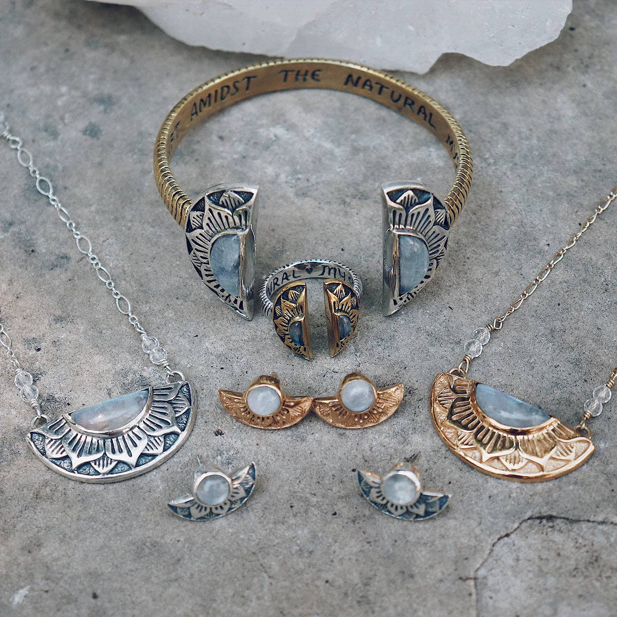 bahgsu jewels - Wholesale Pendant/Charm Necklace - Natural Mystic Necklace :: Moonstone9