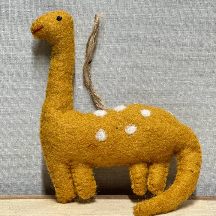 Funky Yak Ltd - Vendita all'ingrosso Decorazione - Dinosauri in feltro di lana fatti a mano con corda di juta, Nepal1