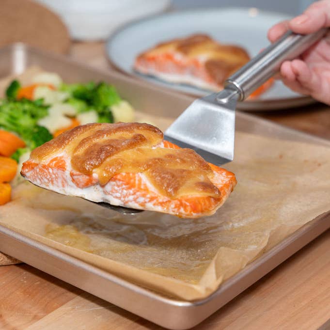 Alaska Fresh Seafood - Wholesale Fish/Seafood - Copper River Sockeye Salmon (6oz)4