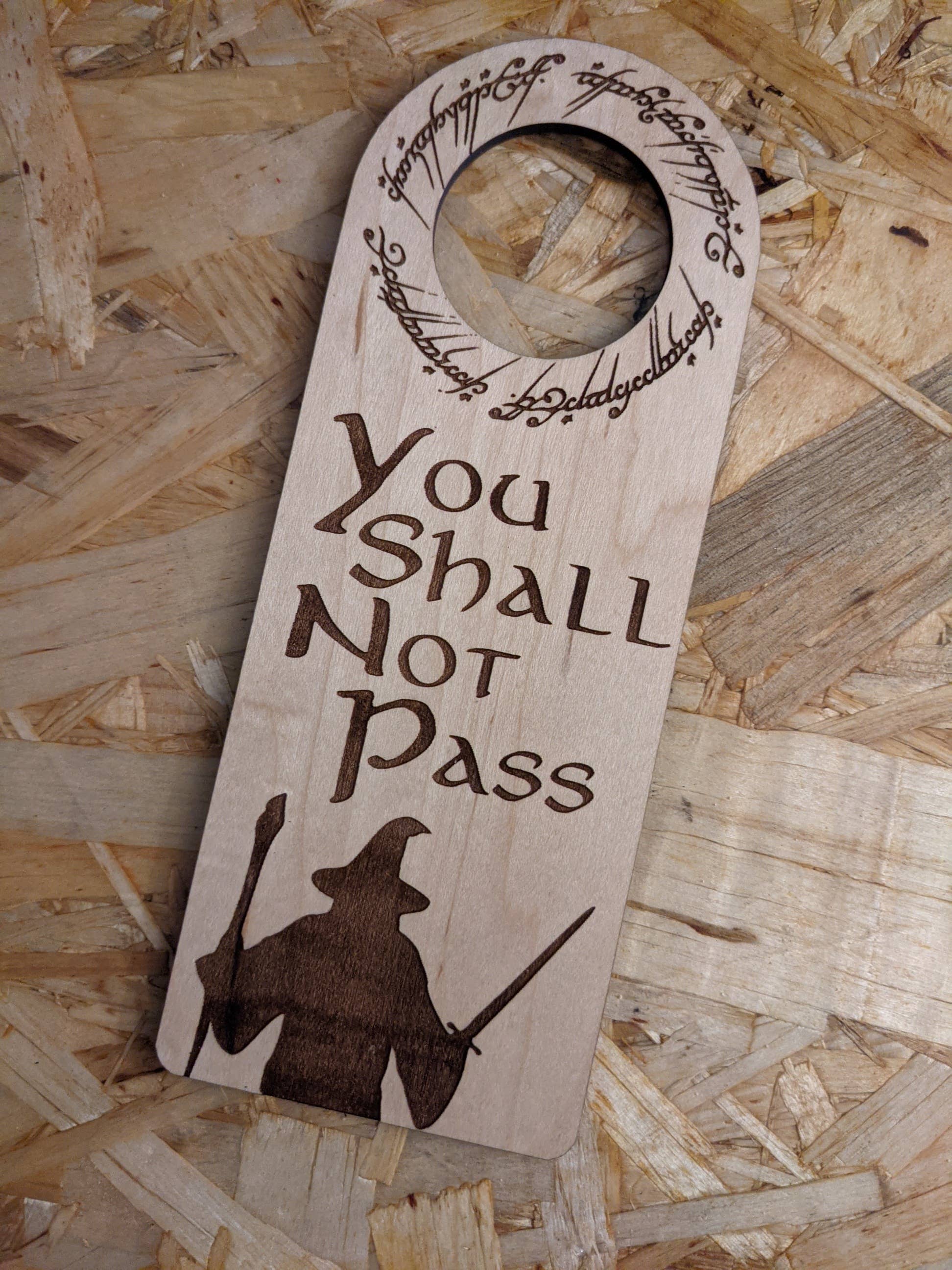 Chikai Shop - Vente Affichette de porte - Support de porte en bois « Do Not Disturb » inspiré du LOTR9