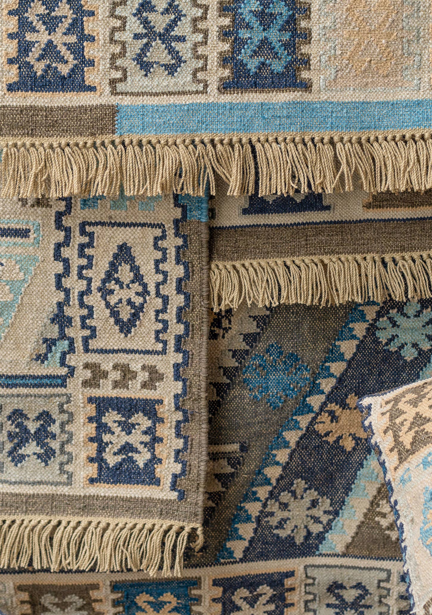 Namaste - Wholesale Runner rug - Isha Handloom Kilim Rug, Large Runner, 75 X 240cm3