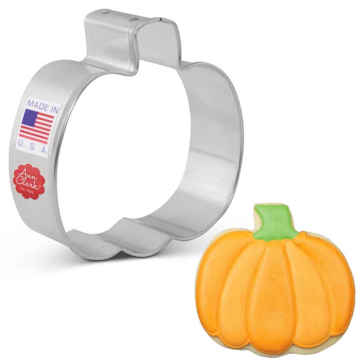 Jack-o-Lantern/Pumpkin Cookie Cutter. (Bag of 1 Dozen) for wholesale by Ann Clark