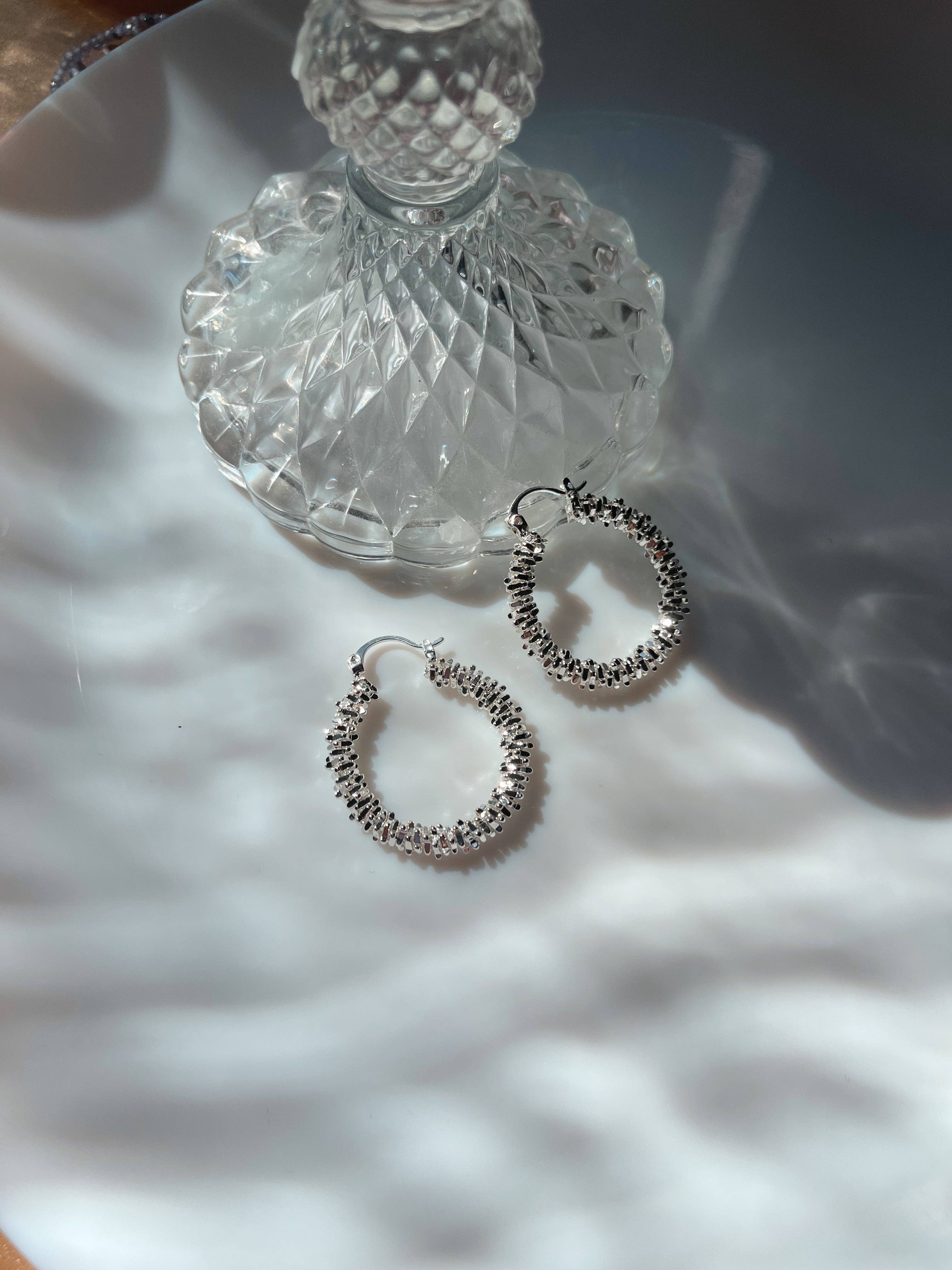 ET TOI PARIS - Wholesale Dangle Earrings - Vivi