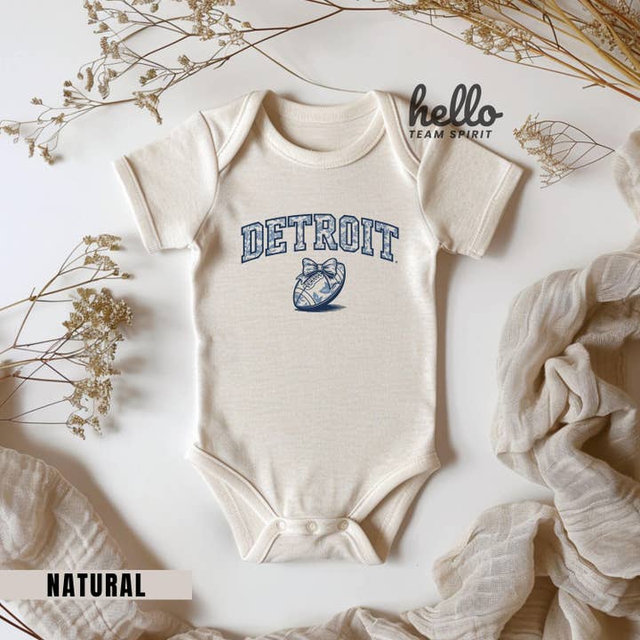 Barboteuse mignonne de Detroit, T-shirt Lion de football pour tout-petit pour la vente par Hello Team Spirit