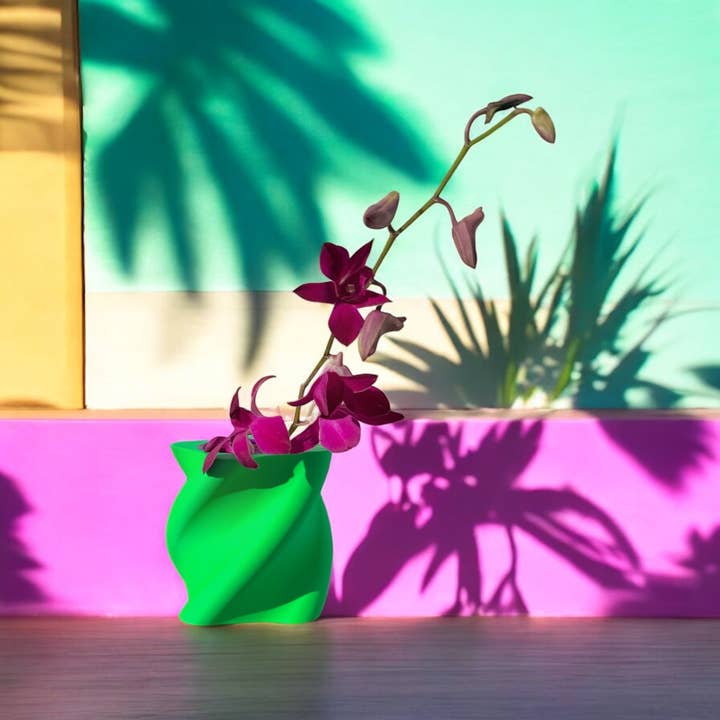 Sway 100% * Electric Green for wholesale by Pink Stories