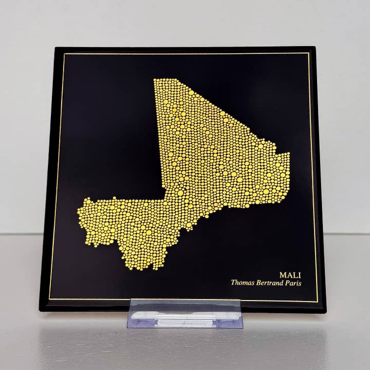 Svart kakelplatta - Guldemalj med inskription / Thomas Bertrand Paris för wholesale av Thomas Bertrand Paris