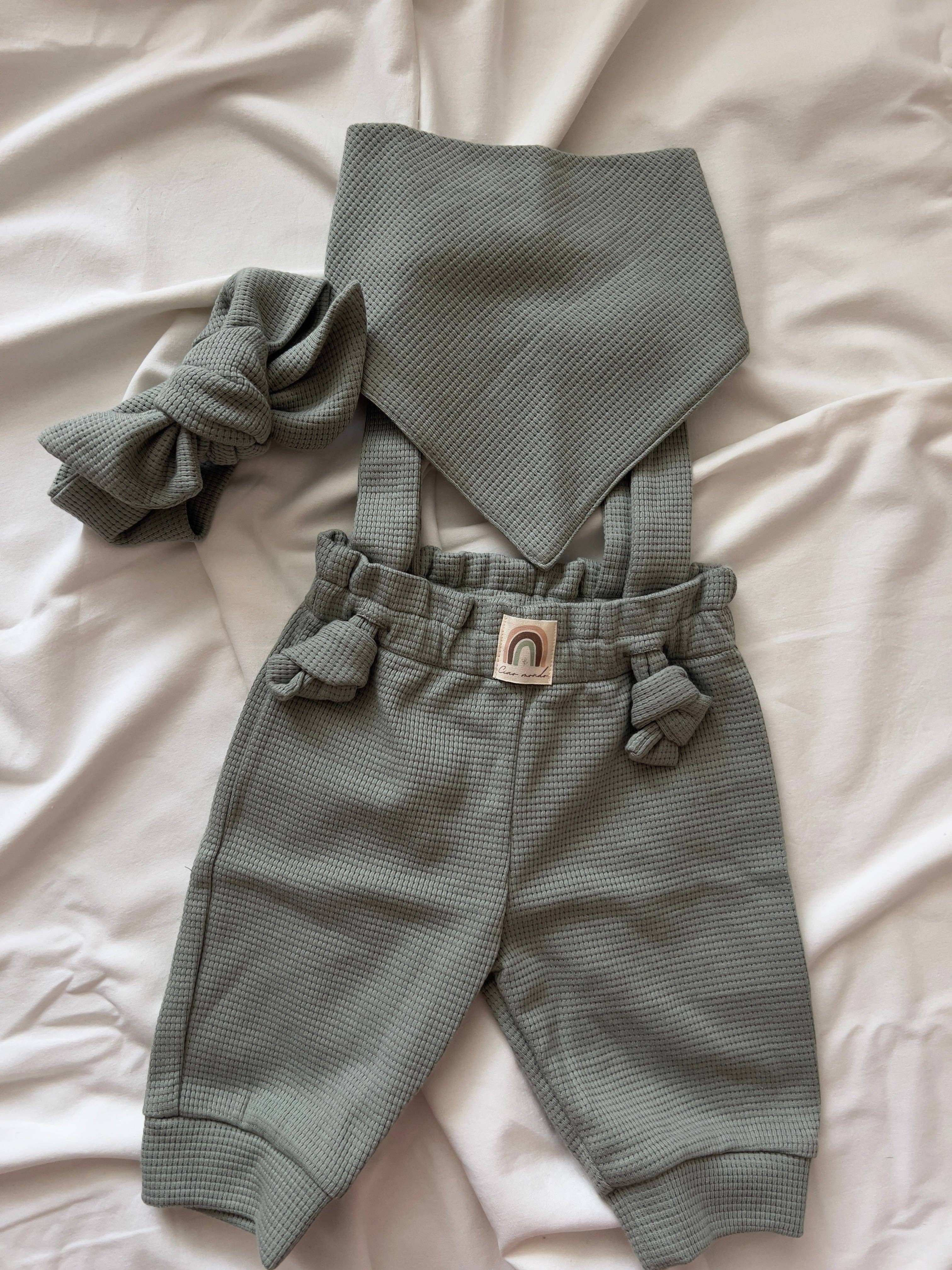 Babylissima - Wholesale Overalls - Baby - Salopette con Nodo Ciao Mondo by Babylissima2