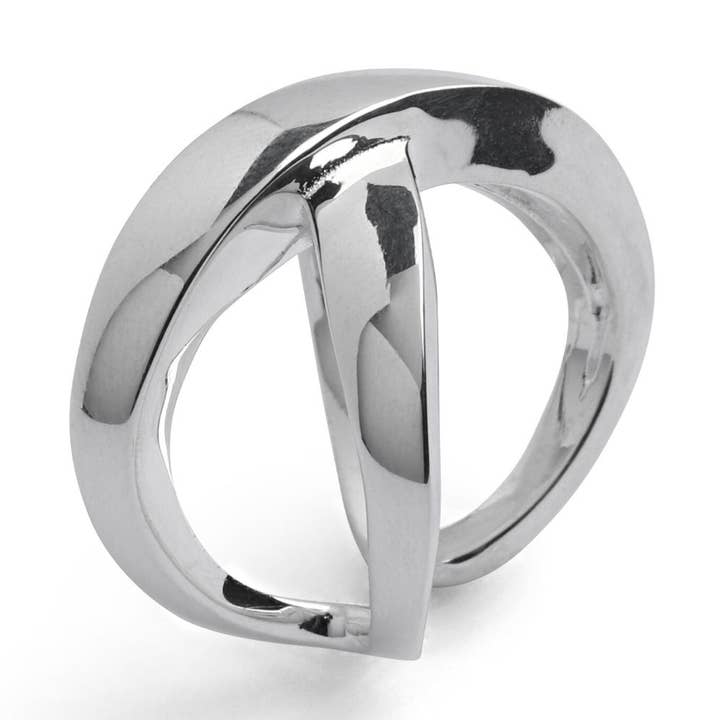 Lenora ring for wholesale by Guiot De Bourg
