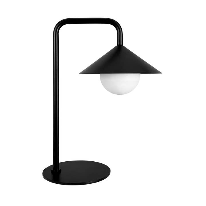 Lampe de table d'extérieur Nova avec boule lumineuse et télécommande pour la vente par Dyberg Larsen