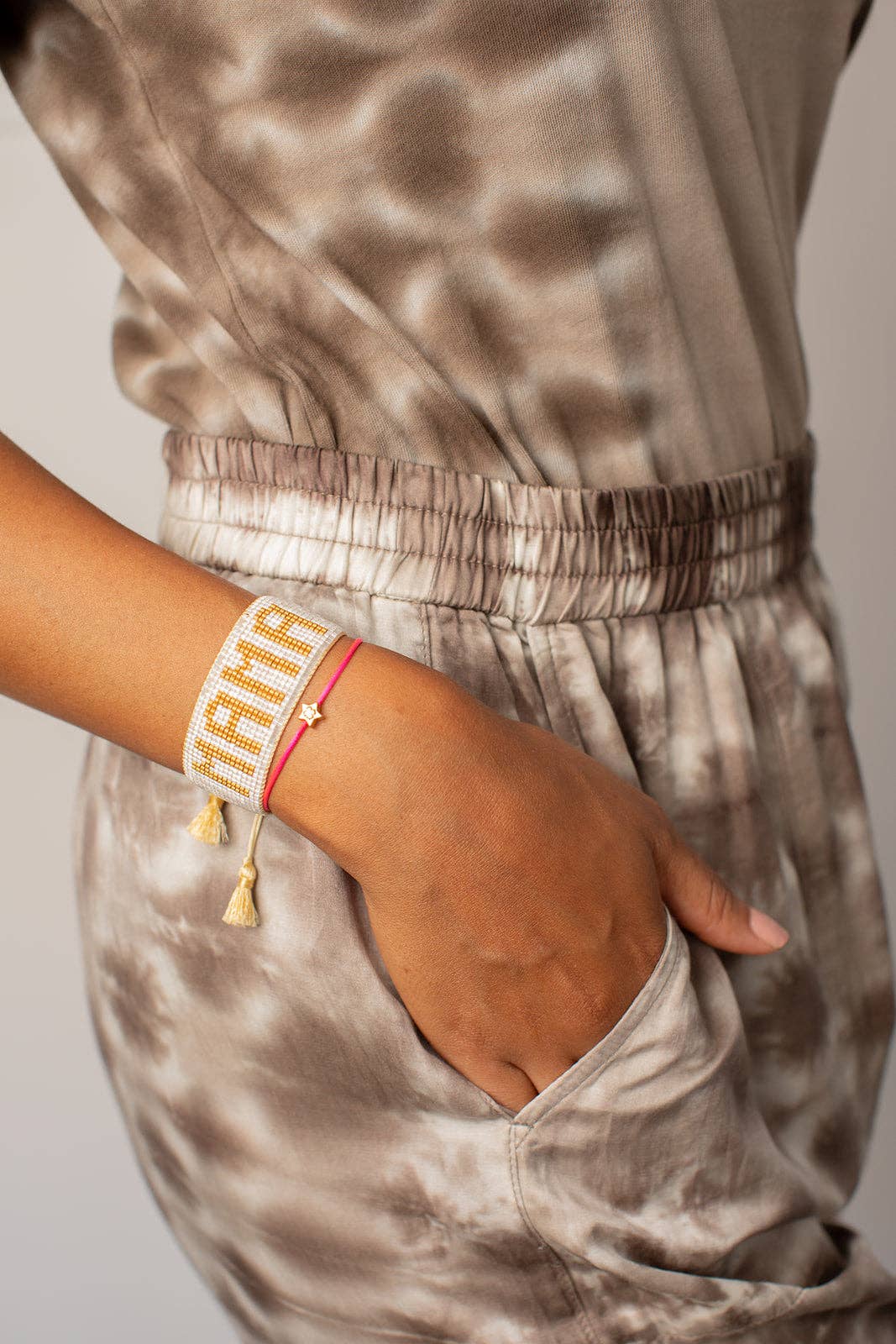 HART - Wholesale Beaded Bracelet - White & Gold MAMA Bracelet2