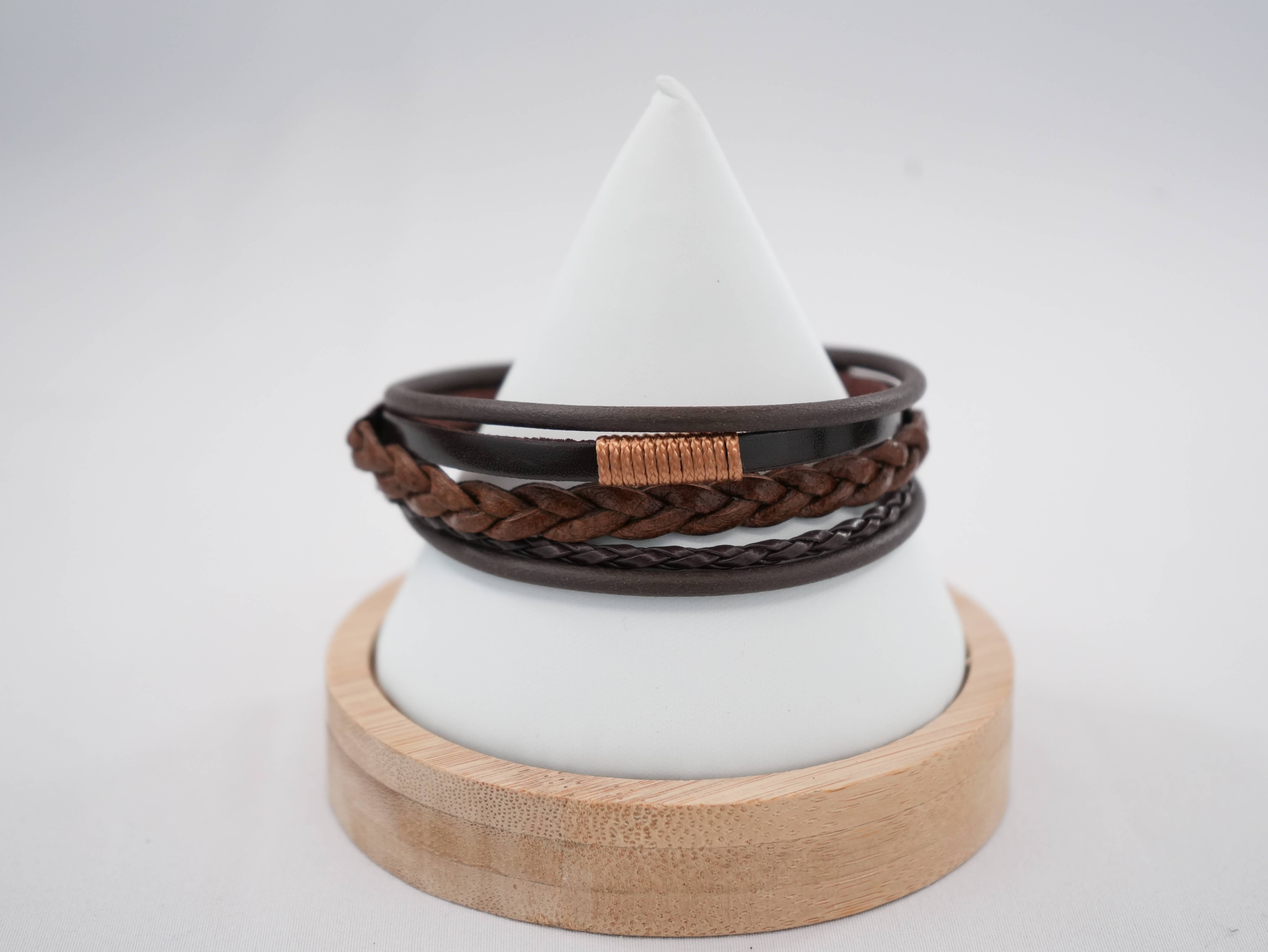 Loli - Wholesale Woven/Braided Bracelet - Elegant Leather Wristbands: Unique Style for Men, for Him1