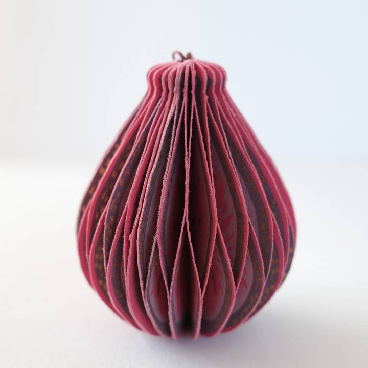 East End Press - Wholesale Ornament - Fig Honeycomb32