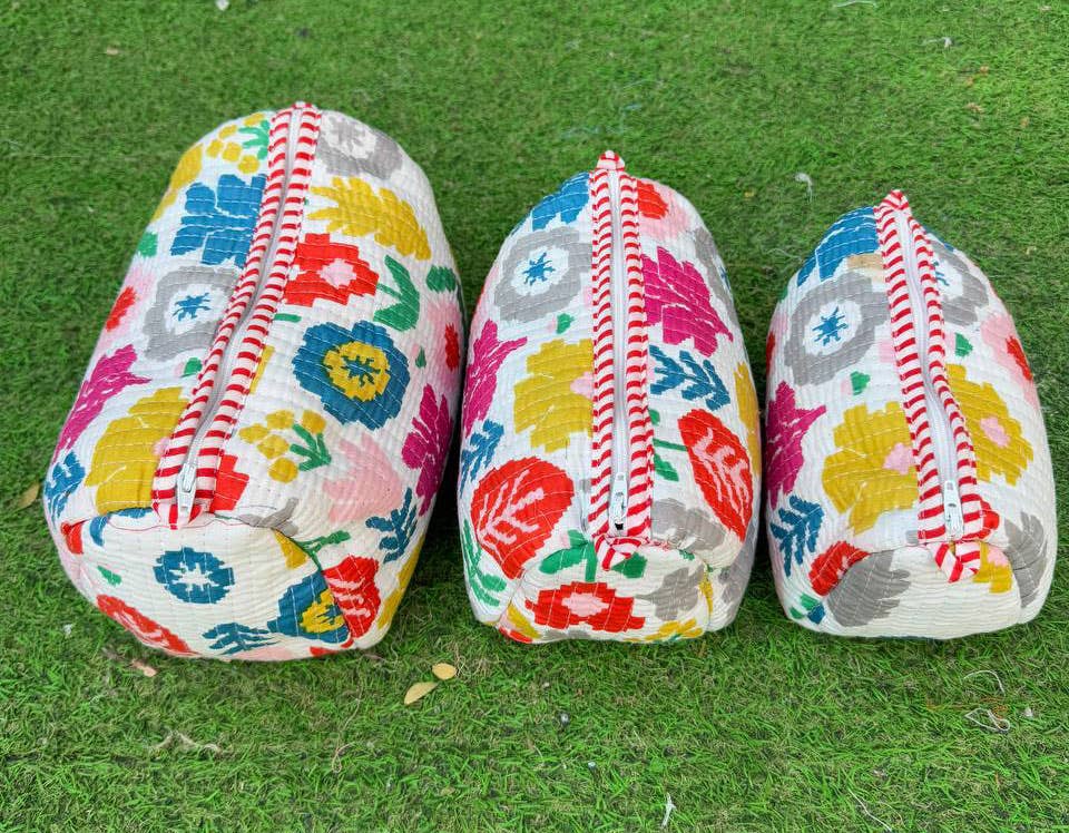 bhavnas boutique - Wholesale Makeup/Cosmetic Bag - Block Printed Cosmetic Bag Cotton Quilted Makeup Bag Travel3