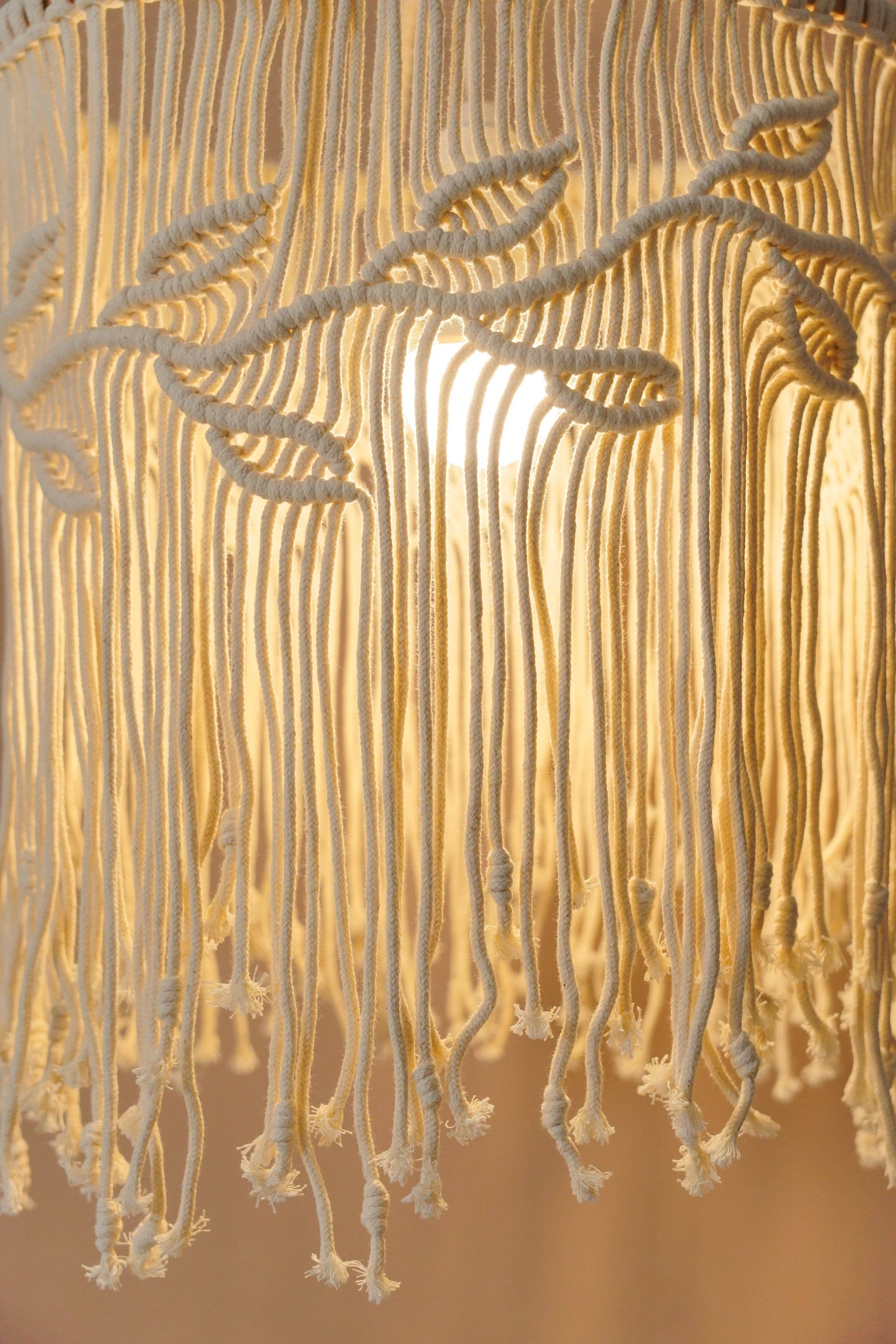 HeartCrafted – wholesale Lampshade – Macrame Lamp Shape V1416