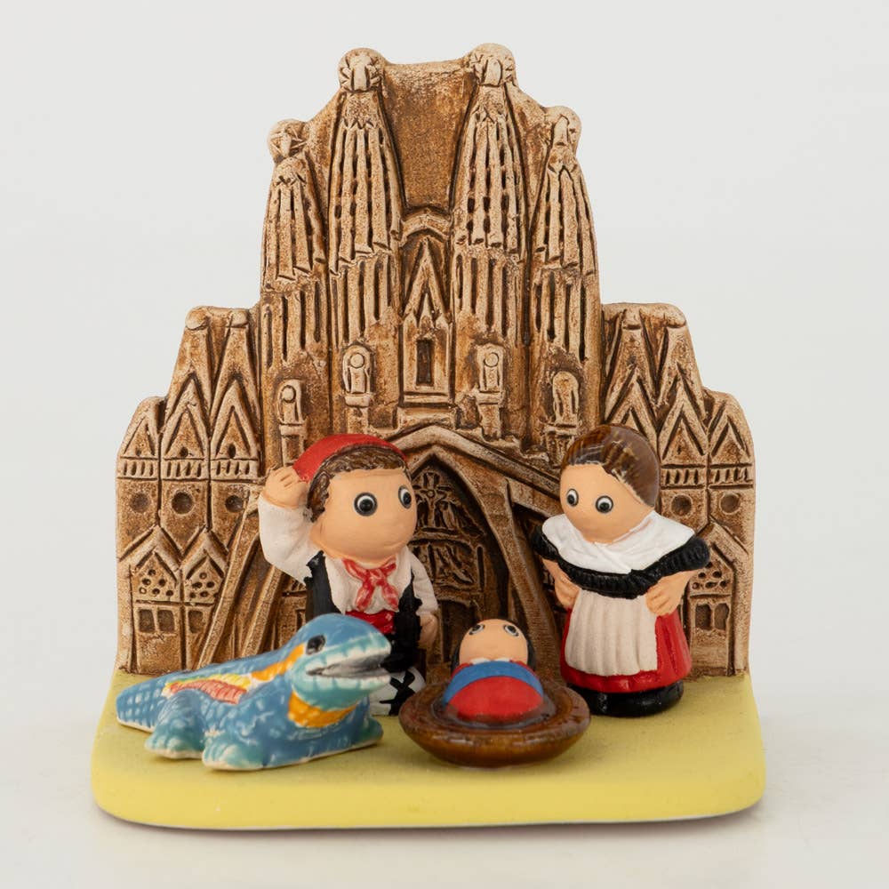 Veraluna Sustainable Clothing - Wholesale Nativity Scene Decor - HANDMADE NATIVITY SCENE BARCELONA FAIR TRADE PRODUCT