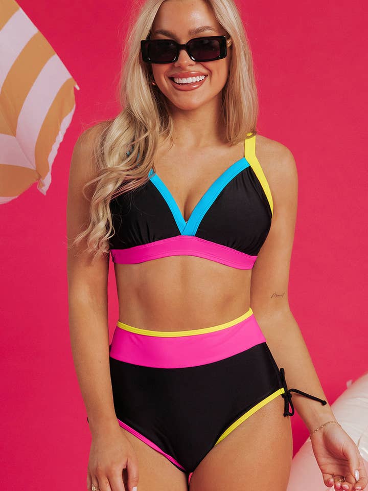 Set Bikini a Vita Alta con Coulisse Laterale e Scollo a V Itzel per la vendita all'ingrosso da parte di Threaded Pear