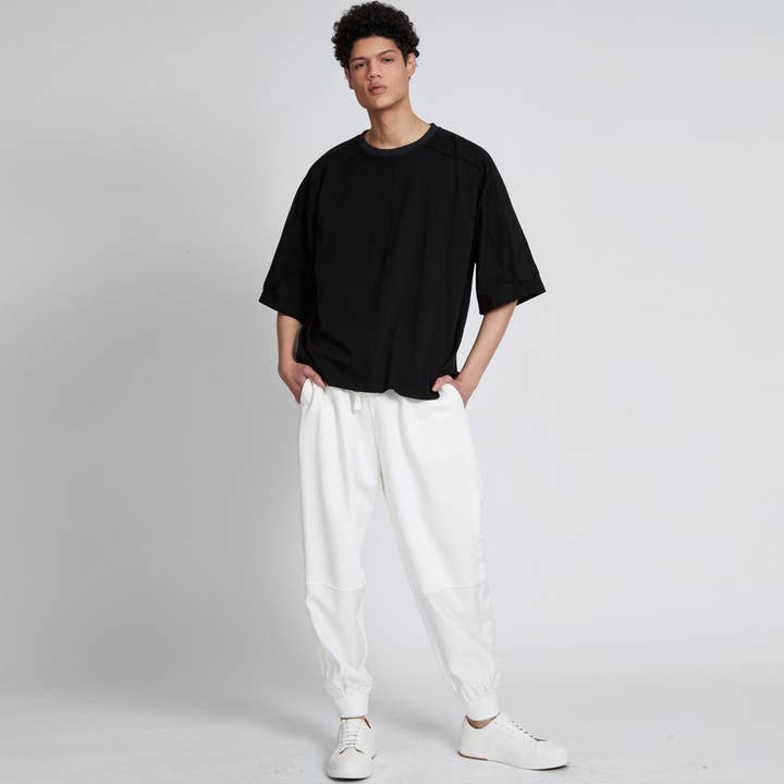 T-SHIRT HARPER NOIR pour la vente par JacQ