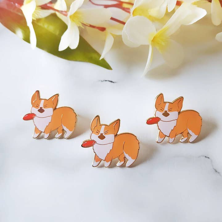 Frisbee in Face Enamel Pin - Corgi for wholesale by OppaboCo