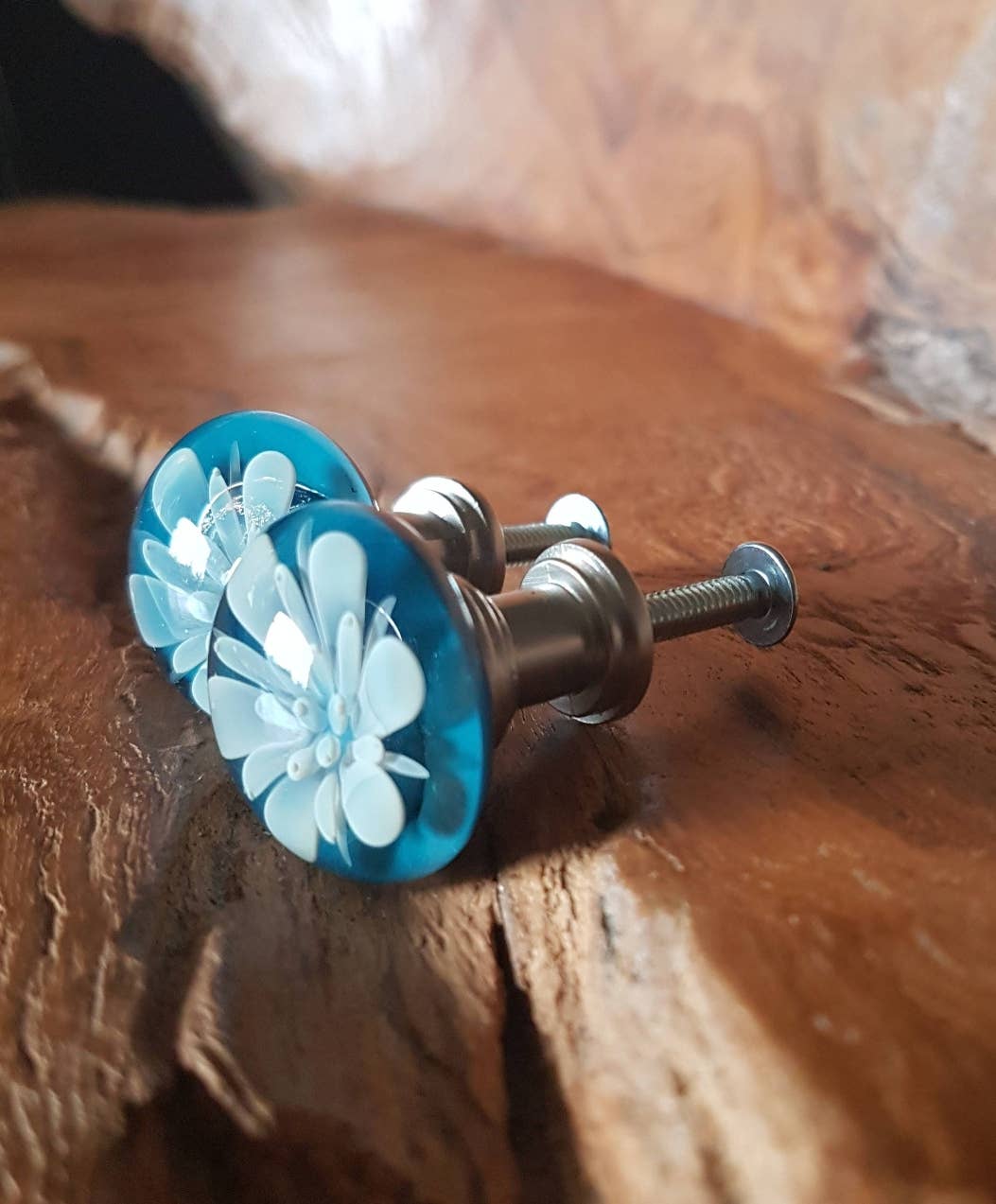 AB Glass Designs – wholesale Knopp/Handtag – Blåst glas blomma knoppar - uppsättning av två3