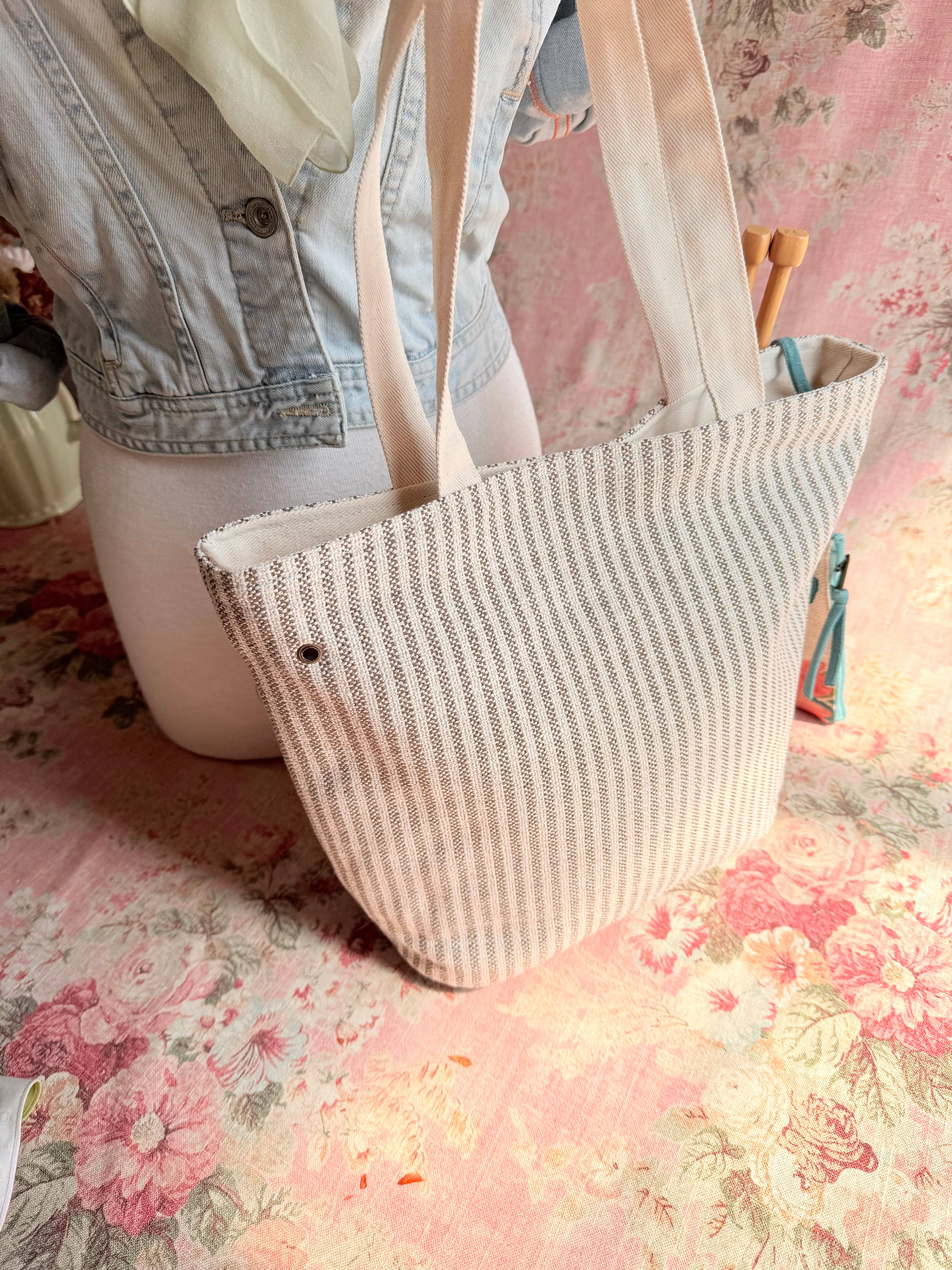 Atenti – wholesale Tote bag – Women's – The Fiore Project Tote-Reg, Needle Arts/Craft Carryall, USA Handmade3