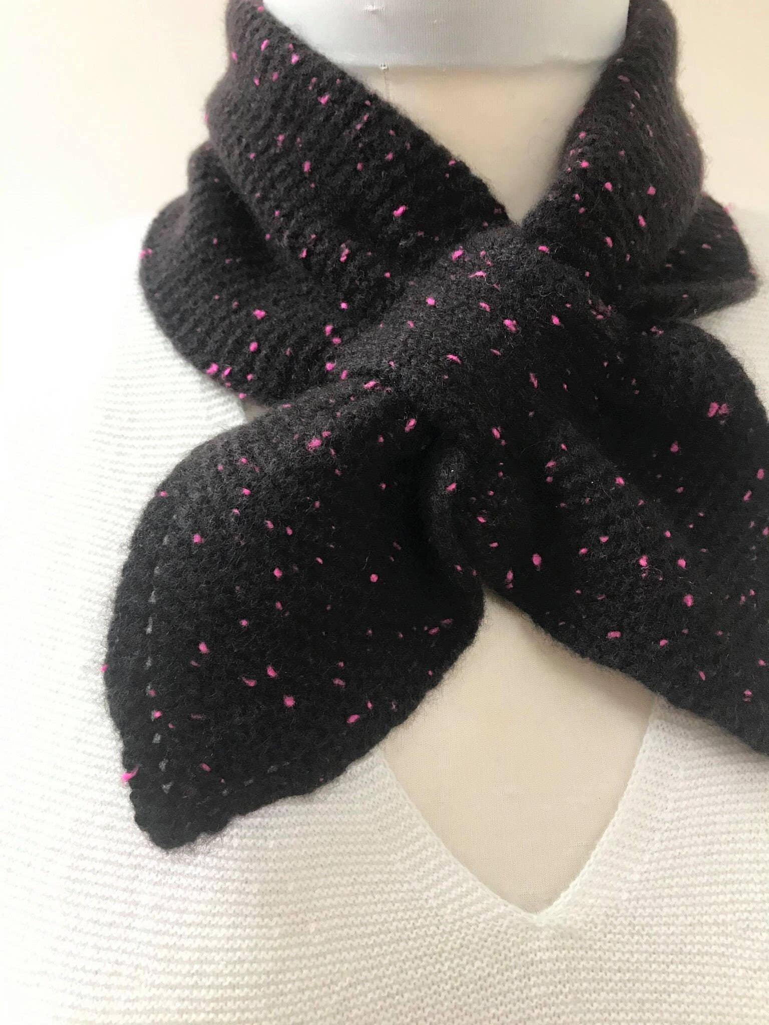 Kairon Trading UK Limited - Wholesale Scarf - Unisex - 100% Cashmere Keyhole Scarf, In Donegal Color- Dark Chocolat1