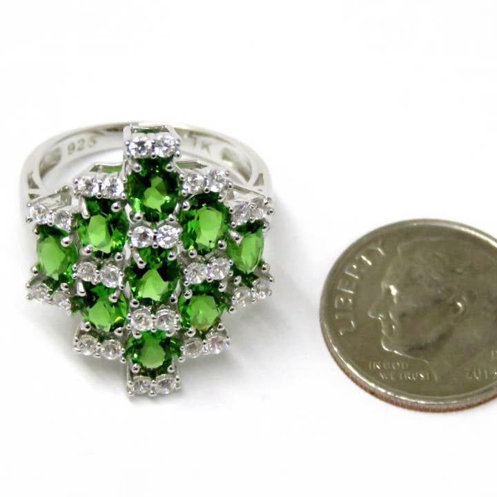 Skogsgrön Helenit Viktoriansk Kluster Silverring för wholesale av Twan Kee Jewelry
