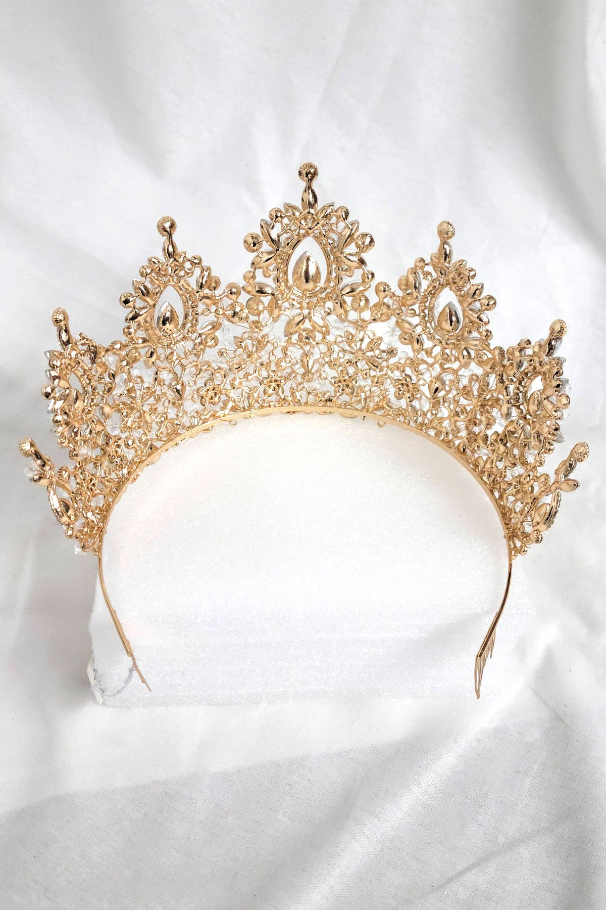 Chicas - Wholesale Tiara - Women's - Metal tiara with crystal balls and jewel rhinestones HT96226